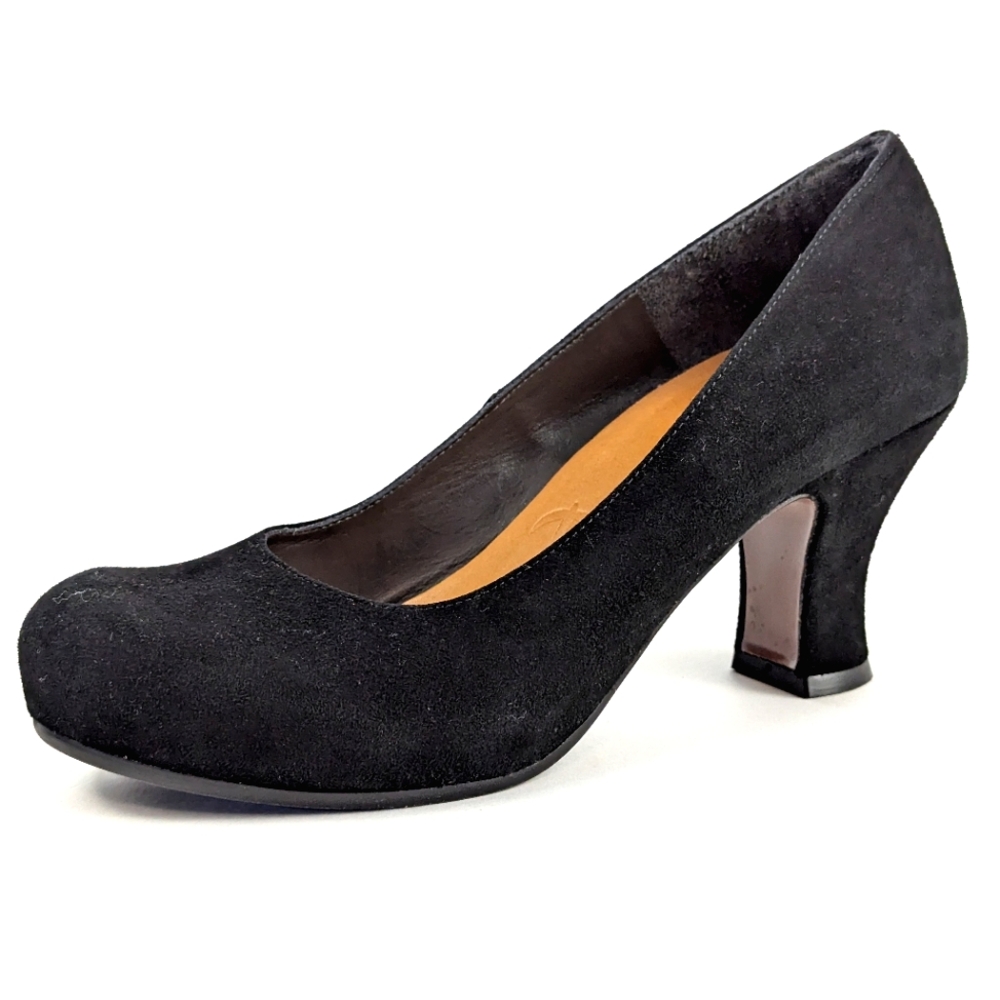 Chie Mihara Black Suede Mid Heel Pumps